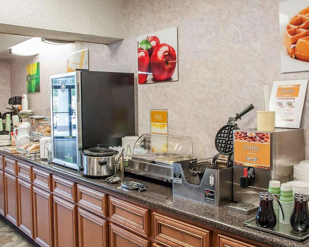 Quality Inn Near Six Flags St. Louis Pacific Étterem fotó