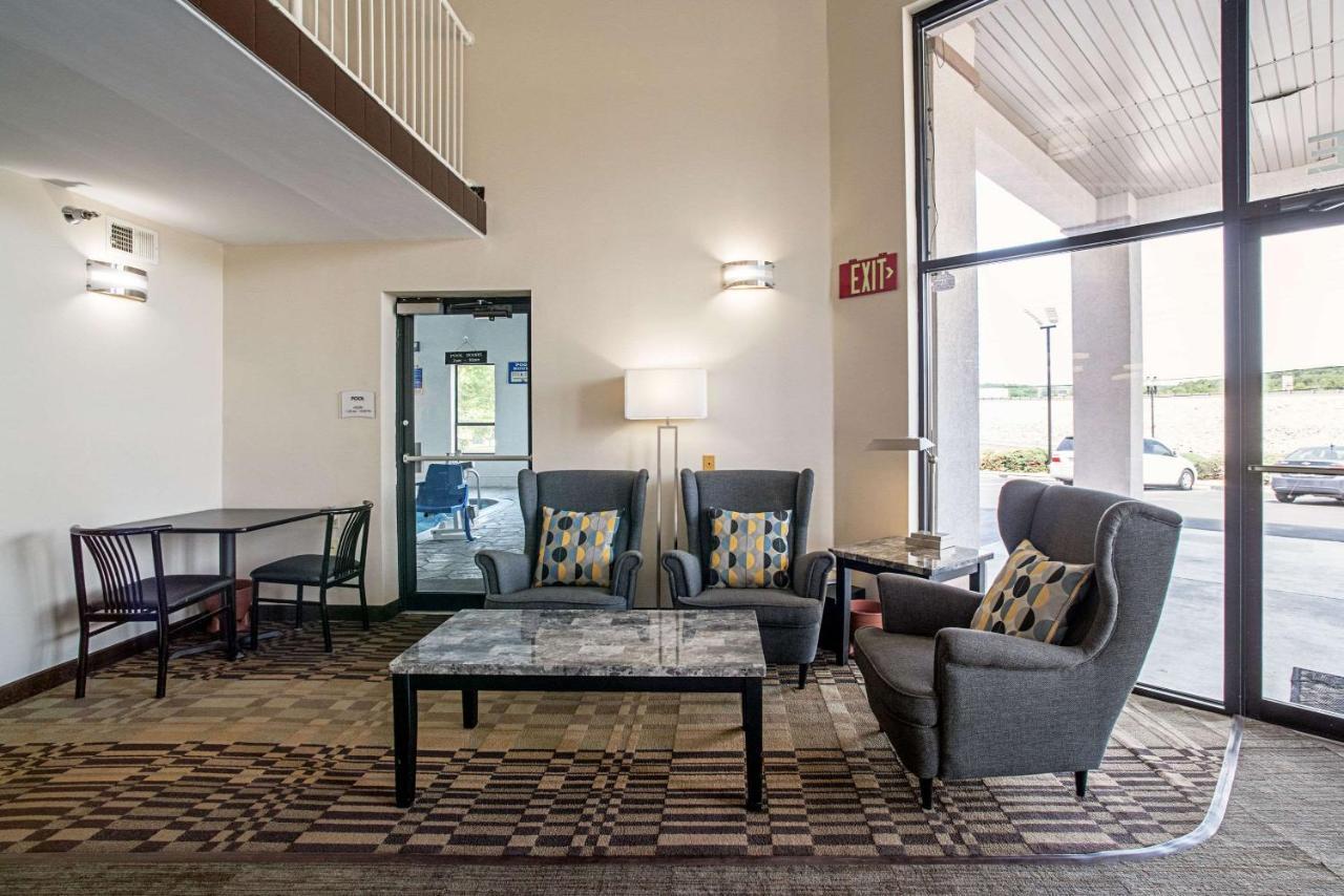 Quality Inn Near Six Flags St. Louis Pacific Kültér fotó